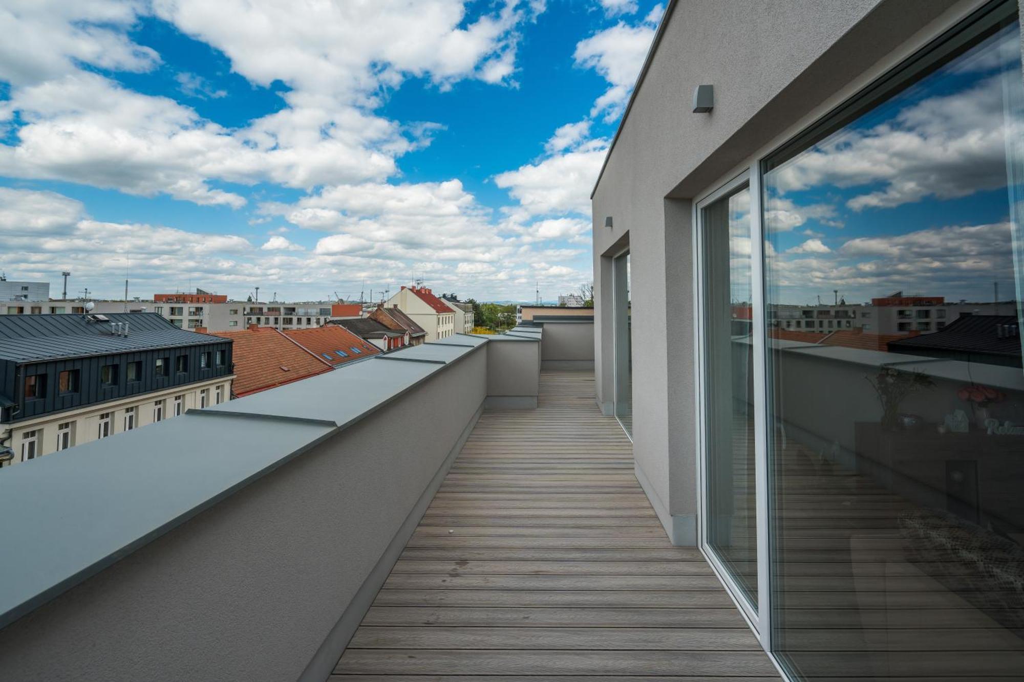شقة Perla Hradce 401 Hradec Králové المظهر الخارجي الصورة