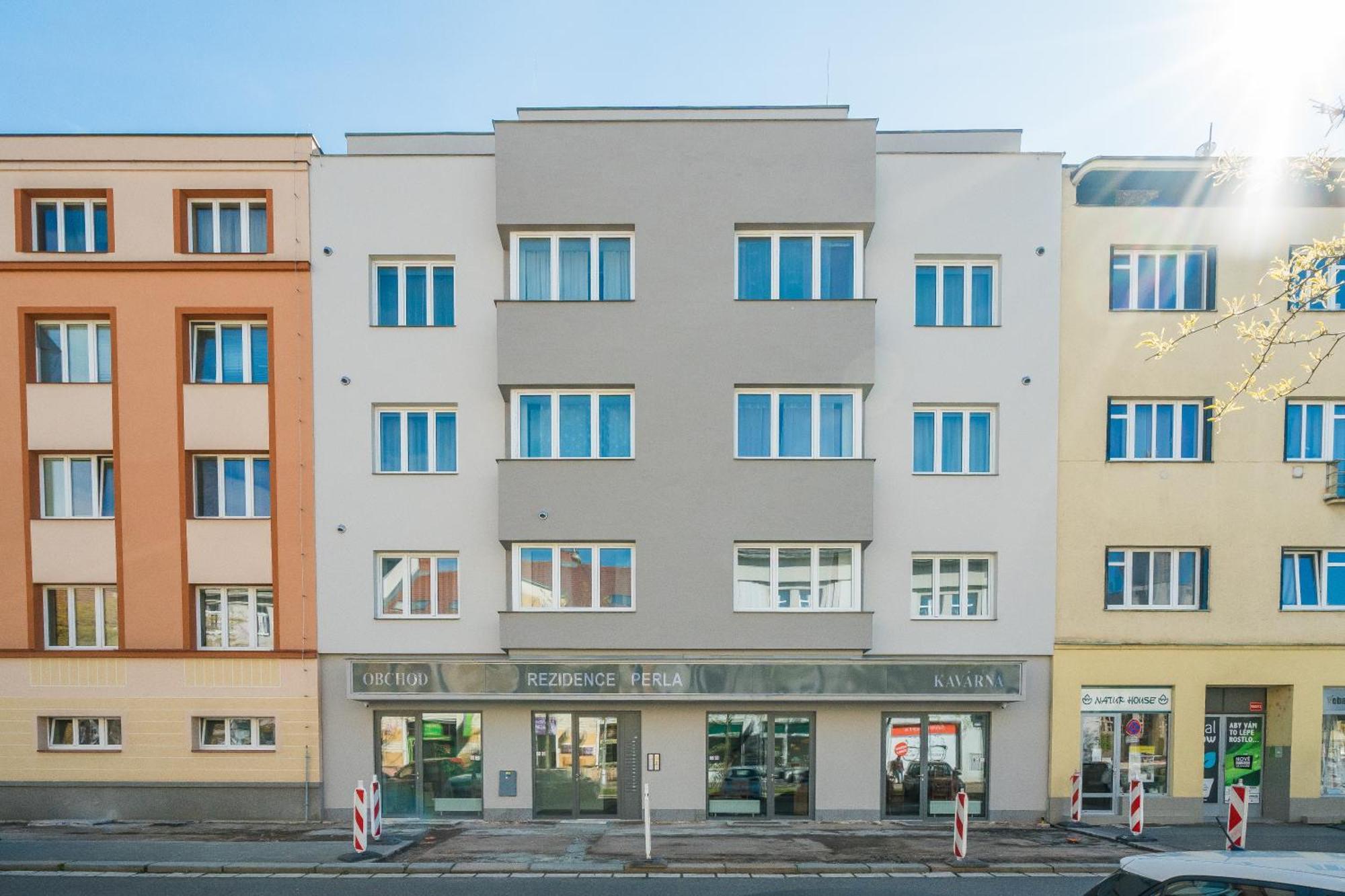 شقة Perla Hradce 401 Hradec Králové المظهر الخارجي الصورة