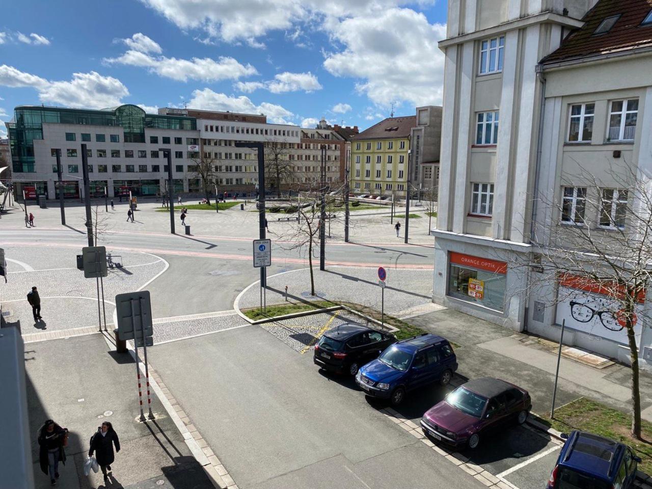 شقة Perla Hradce 401 Hradec Králové المظهر الخارجي الصورة